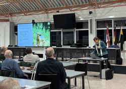 Informations- und Fortbildungsveranstaltung © Burgenlandkreis Informations- und Fortbildungsveranstaltung für ehrenamtliche Naturschutzbeauftragte