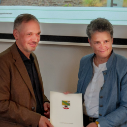 Infra-Geschäftsführer Christoph Hansel und Ministerin Lydia Hüskens.