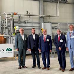 Übergabe Münzing Produktionsanlage
