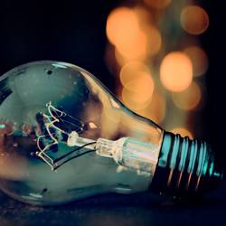 light bulb g865861acb 1920