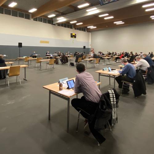 Kreistag Euroville zugeschnitten