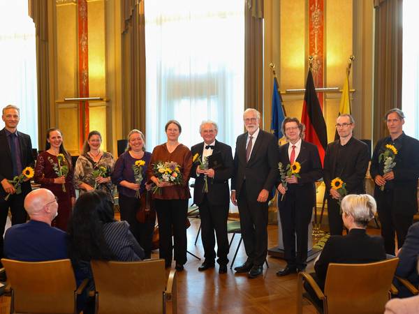 ensemble merseburger hofmusik und rainer robra © Staatskanzlei/gandAIR Photography