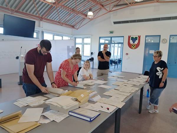 Nachzählung Wahl © Pressestelle Burgenlandkreis nachz hlung landratsamt burgenlandkreis