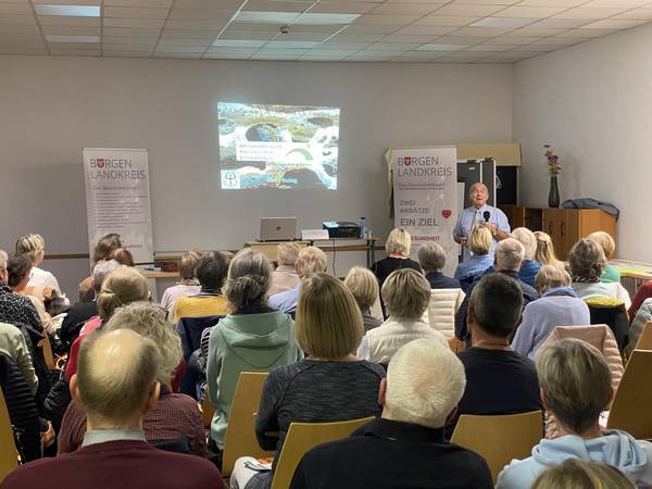 Vortrag © Burgenlandkreis Osteoporose-Vortrag mit Christian Günther